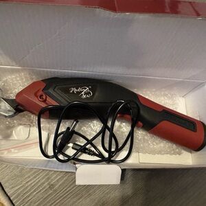 Electric Fabric Scissors